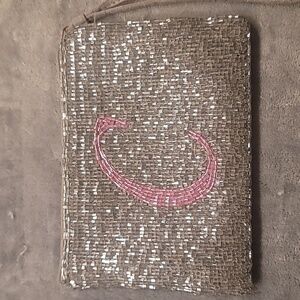0469. 💫Sparkly ~ Liz Claiborne ✨️Personalized Initial C ~ Wristlet ~